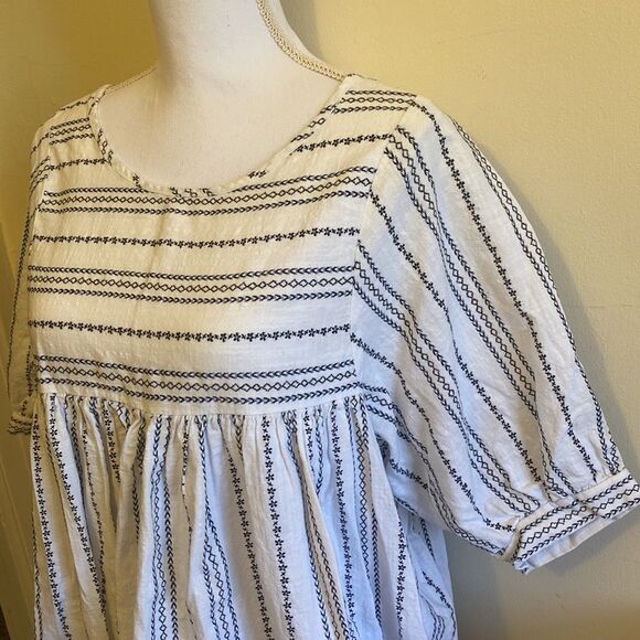 Jack & Jill babydoll dress sz M. Measurements in photos. White/navy/light blue. - Picture 4 of 11